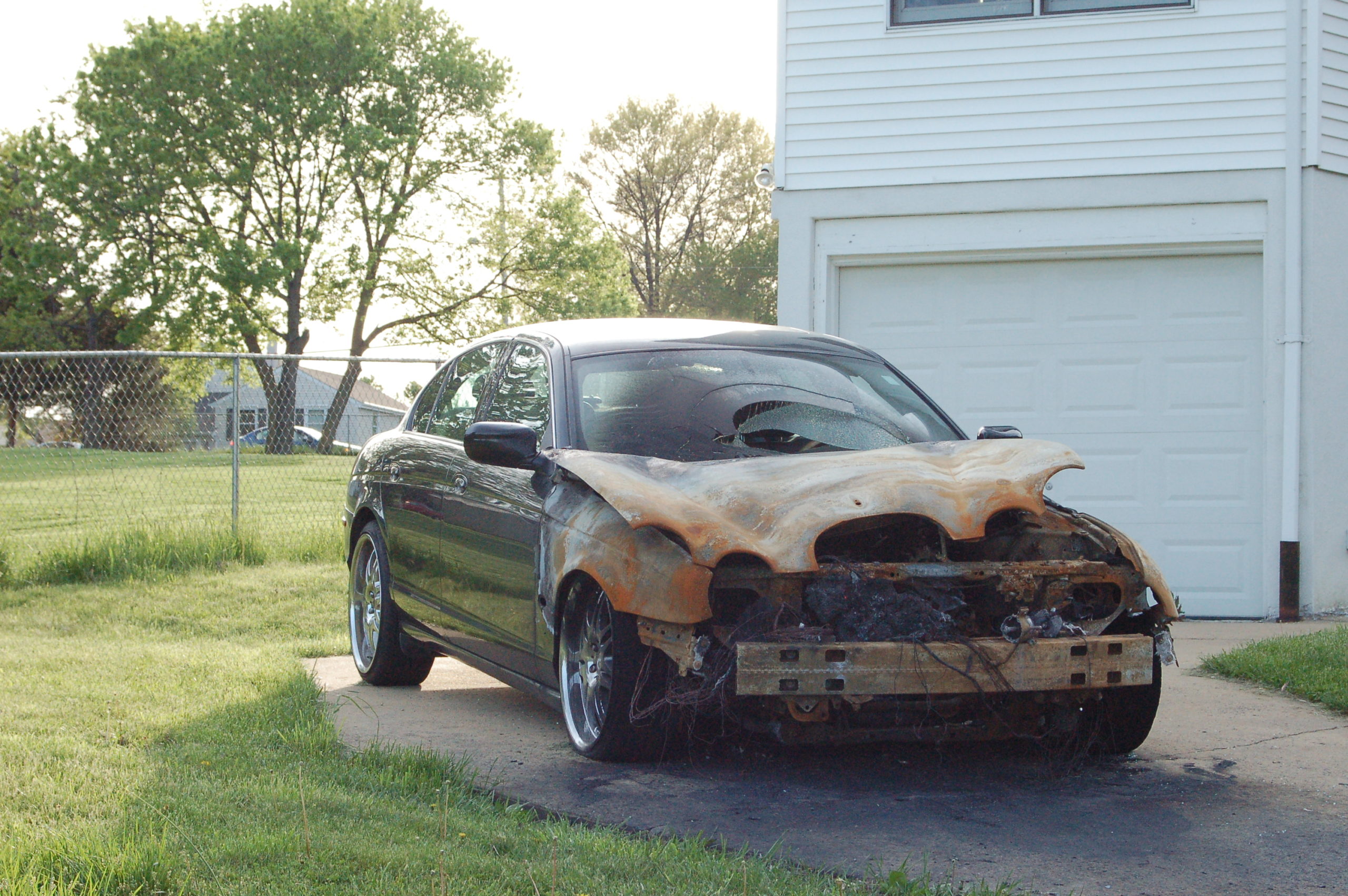 Cash For Junk Cars in Appleton, WI- Professional Junk Car Buyers, FREE REMOVAL!