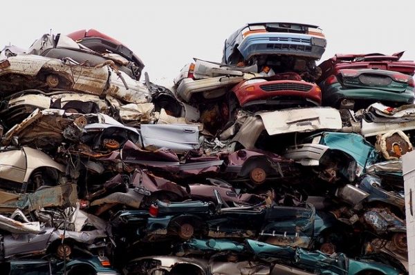 Who Buys Junk Cars For The Most Money CashCarsBuyers Does   Who Buys Junk Cars Near Me 600x399 