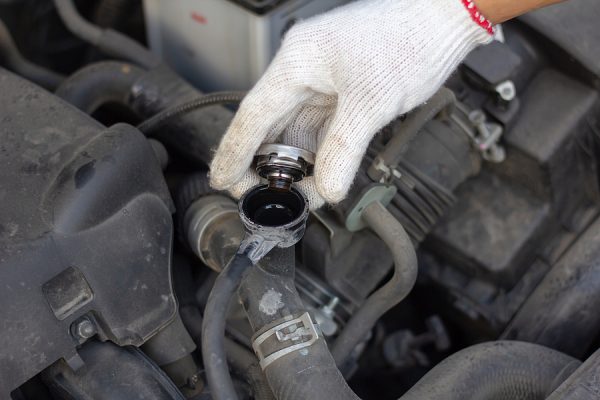 ️ How much does it cost to fix a coolant leak? ️