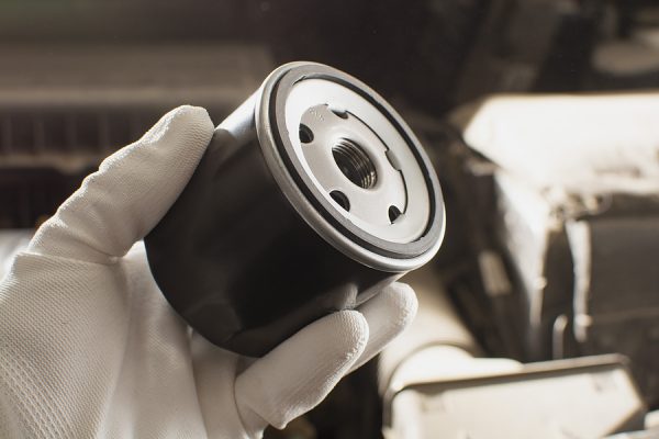 how-to-remove-a-stuck-oil-filter-simple-tricks