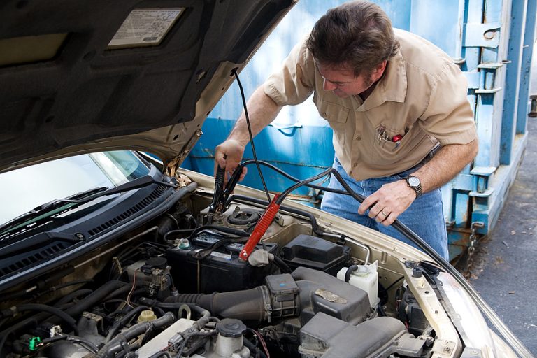 how-do-i-know-if-my-car-s-battery-is-defective