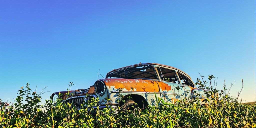 Selling Abandoned Junk Cars: Legal Guide