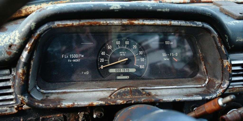 Selling Junk Cars with Odometer Issues