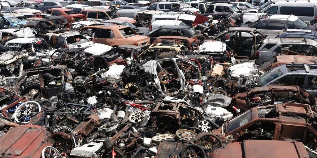 Junkyard Car Valuation Insights