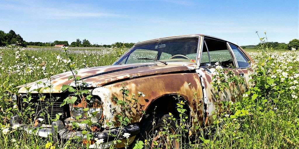 What is the Average Lifespan of a Junk Car and When Should You Consider Scrapping It?