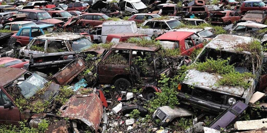 Legal Requirements for Selling Junk Cars